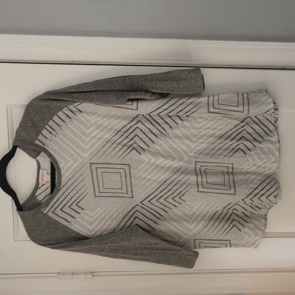 Lularoe Randy T-shirt size 3xl